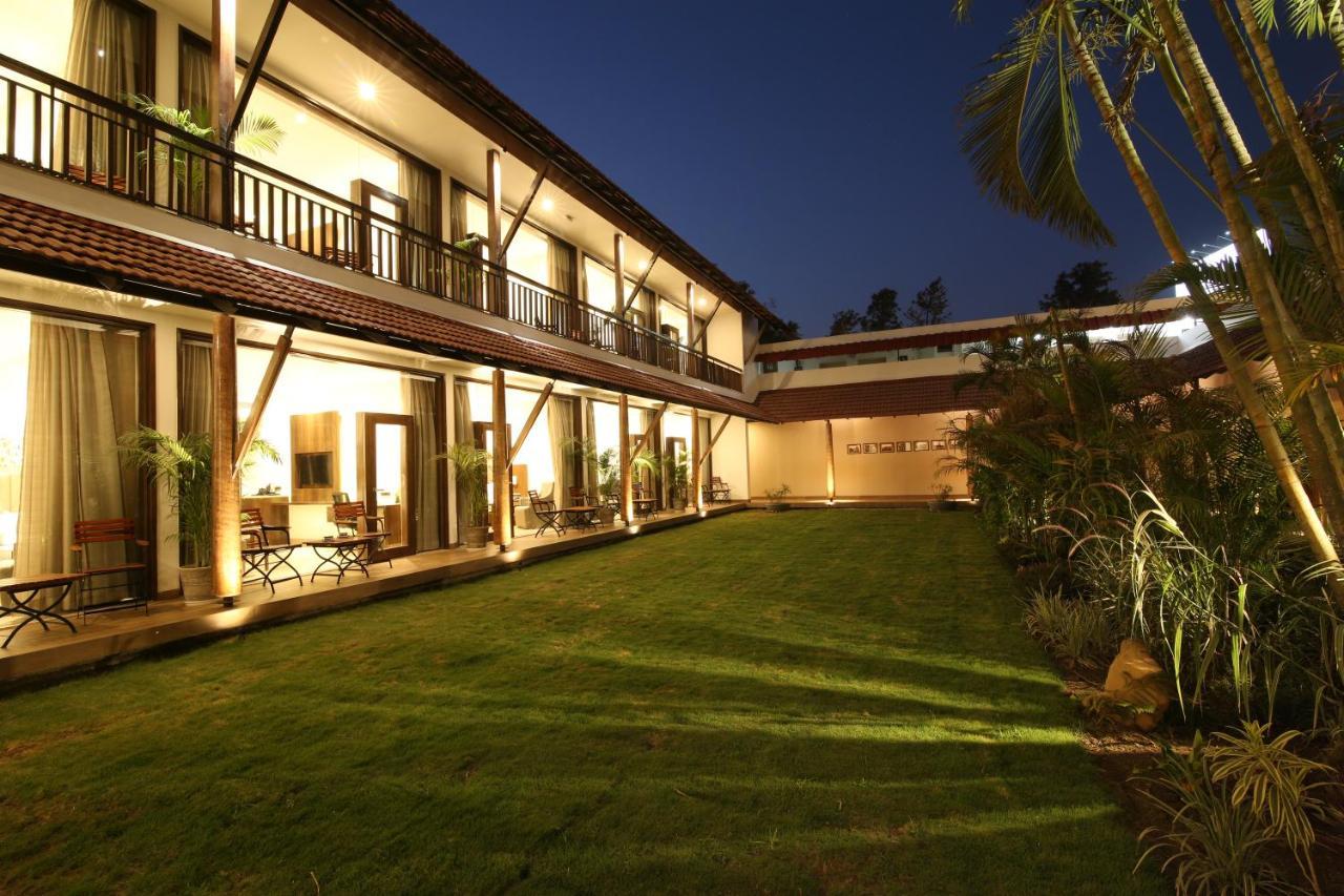 Kwality'S Motel Shiraz Bhopal Esterno foto